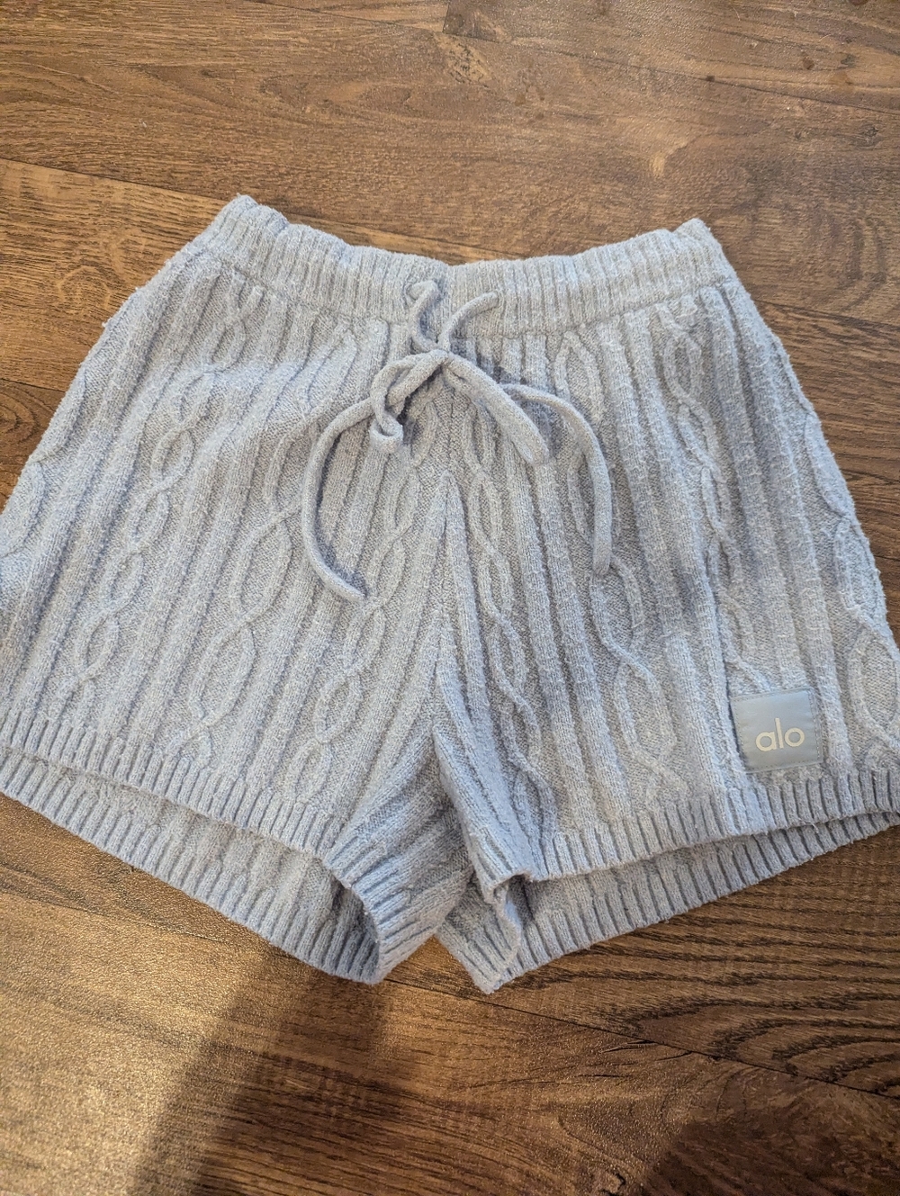 Alo Yoga Winter Bliss Shorts Cable Knit Sweater Pants Blue Xxs Women's Cozy